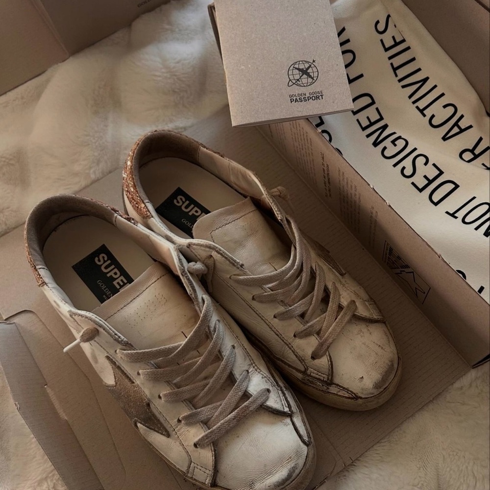 Golden goose size 7!